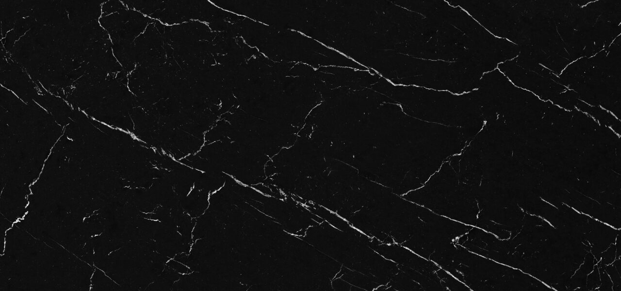 Neolith® worktop slab in Nero Marquina